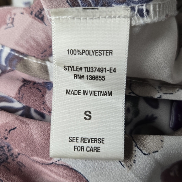 West Kei Floral Surplice Faux Wrap High Low Blouse - Picture 12 of 15